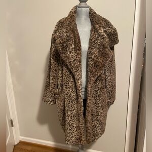 NWOT Leopard Faux Fur Coat